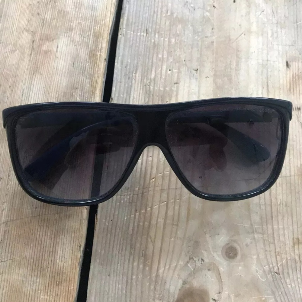 Marc by Marc Jacobs sunglasses Style: MMJ300/S